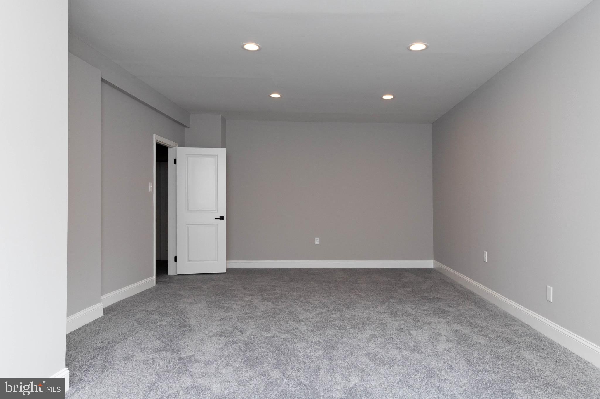 7 Hartford Road Laurel Springs, NJ 08021 - Photo 30 of 42