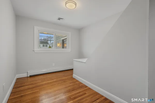 $850,000 | 1092 Ocean Avenue, New London, CT 06320