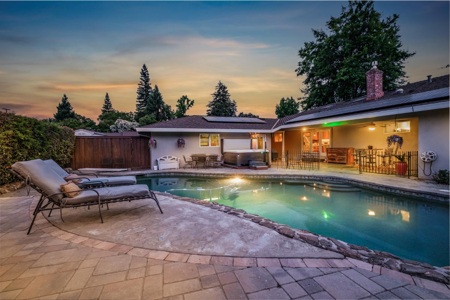 5249 Adelaide Way Carmichael, CA 95608 - Photo 2 of 75