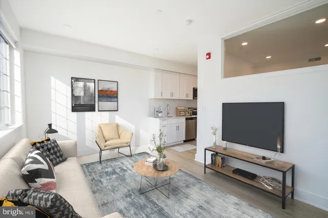 $1,495 | 1324 Frankford Avenue, Unit 413, Philadelphia, PA 19125