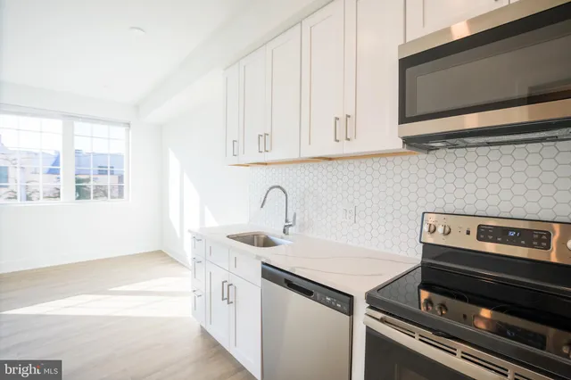 $1,495 | 1324 Frankford Avenue, Unit 413, Philadelphia, PA 19125