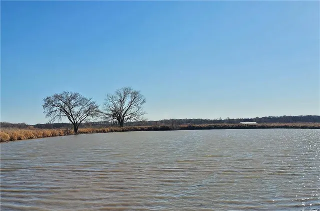 $292,000 | 25237 Northwest Barton Road, Westphalia, KS 66093