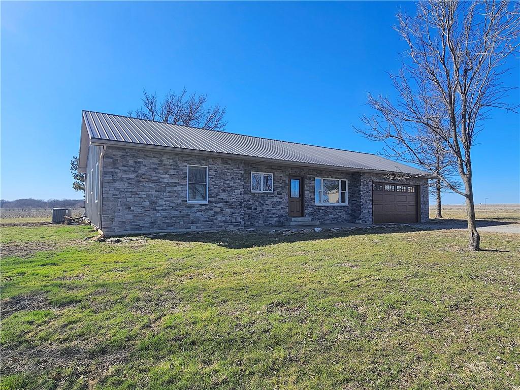 25237 Northwest Barton Road Westphalia, KS 66093 - Photo 6 of 22