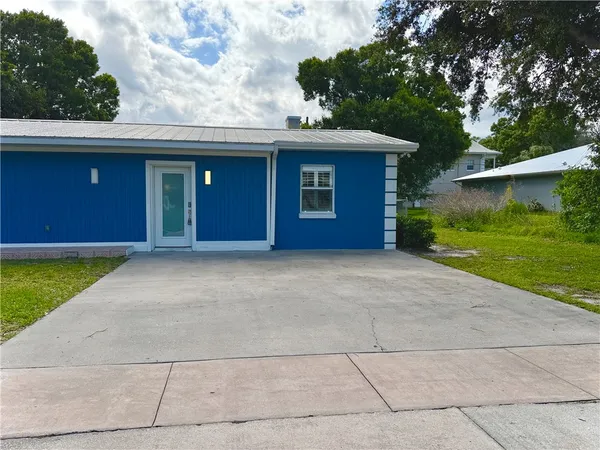 $1,500 | 1835 42nd Avenue, Unit B, Vero Beach, FL 32960