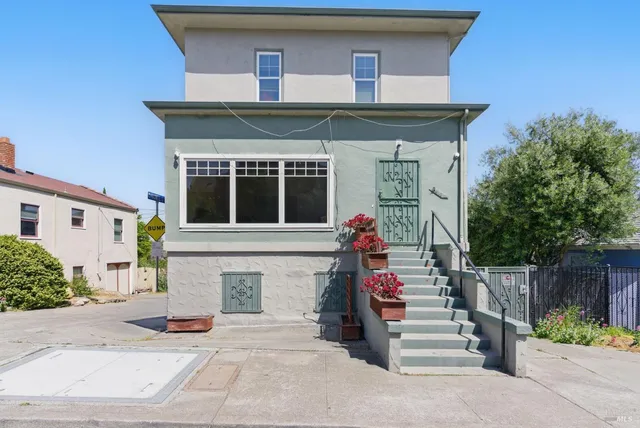 $1,450,000 | 914 Sacramento Street, Vallejo, CA 94590