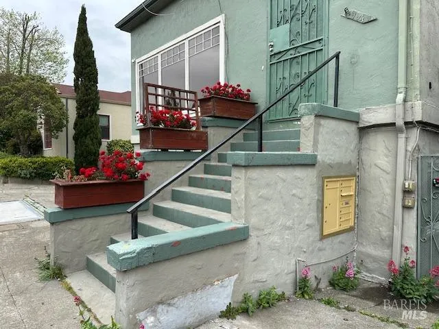 $1,450,000 | 914 Sacramento Street, Vallejo, CA 94590