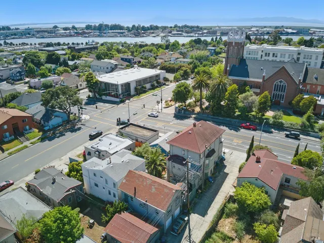 $1,450,000 | 914 Sacramento Street, Vallejo, CA 94590