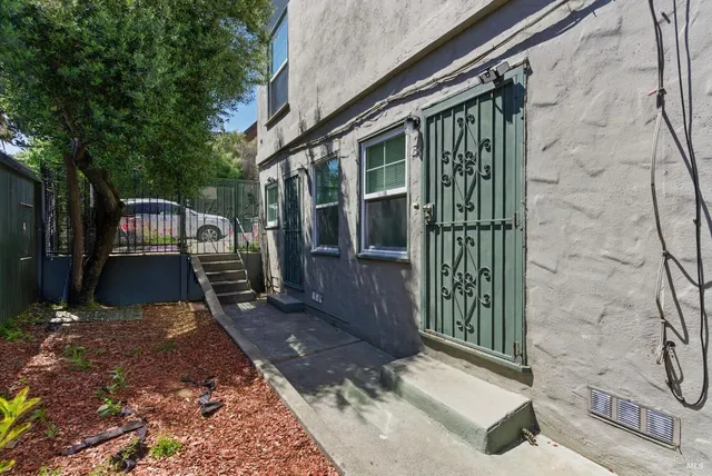 $1,450,000 | 914 Sacramento Street, Vallejo, CA 94590