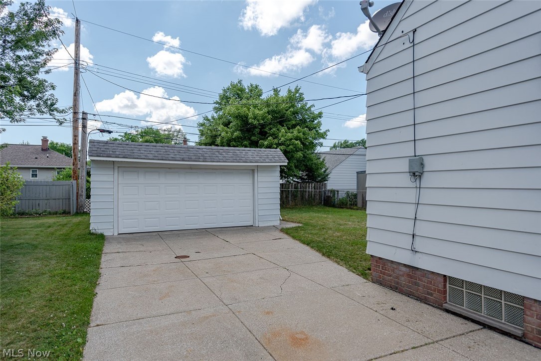 1410 East Miner Road Mayfield Heights, OH 44124 - Photo 26 of 30