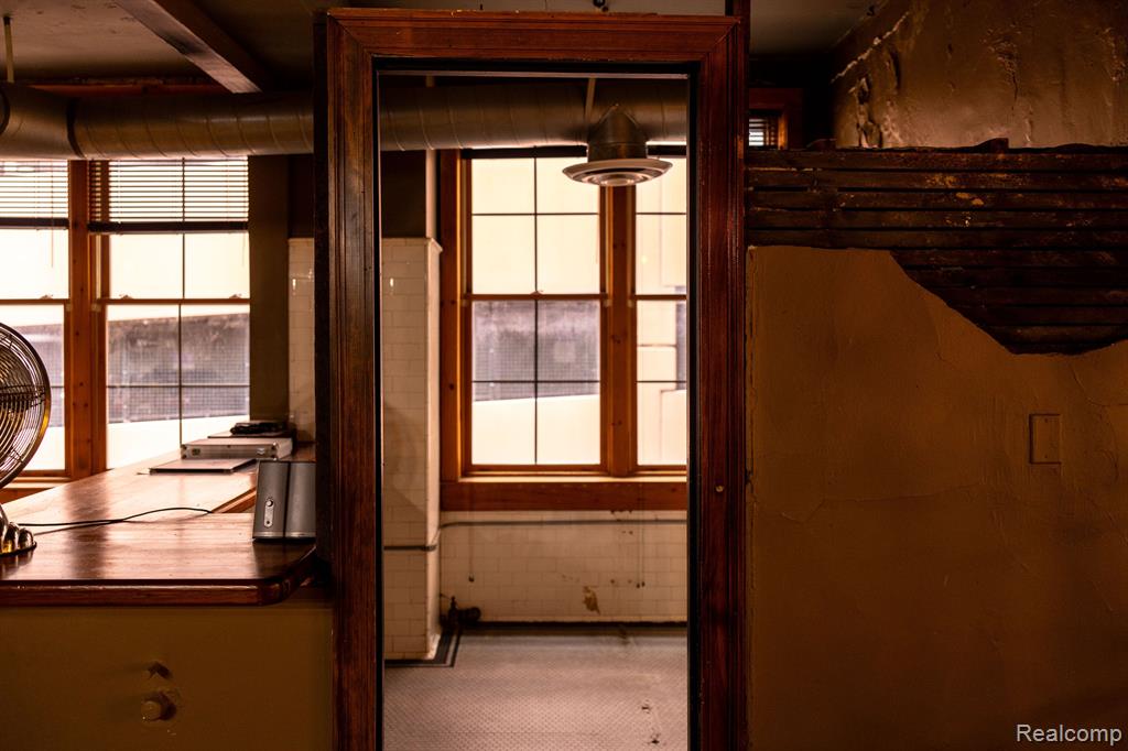1250 Library Street, Unit 43 Detroit, MI 48226 - Photo 8 of 21