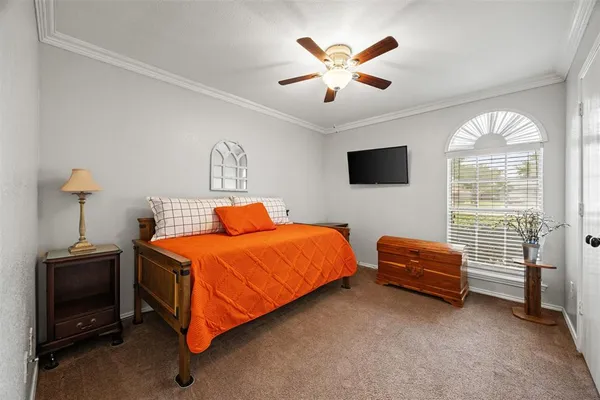 $350,000 | 225 Cobblestone Circle, Red Oak, TX 75154