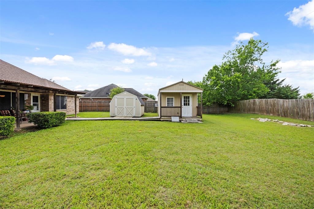 225 Cobblestone Circle Red Oak, TX 75154 - Photo 28 of 37
