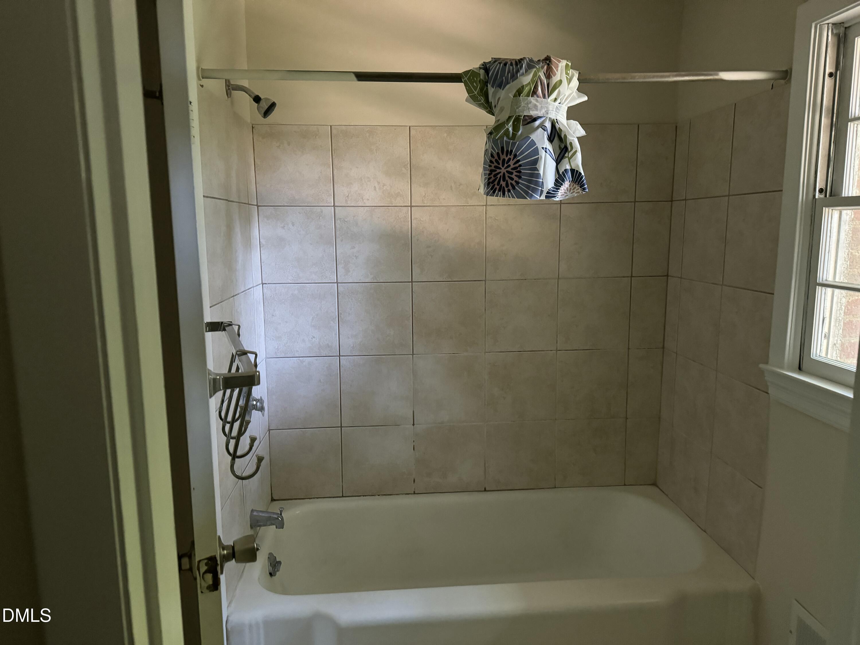 4916 Western Boulevard Raleigh, NC 27606 - Photo 15 of 23 IMG_0141