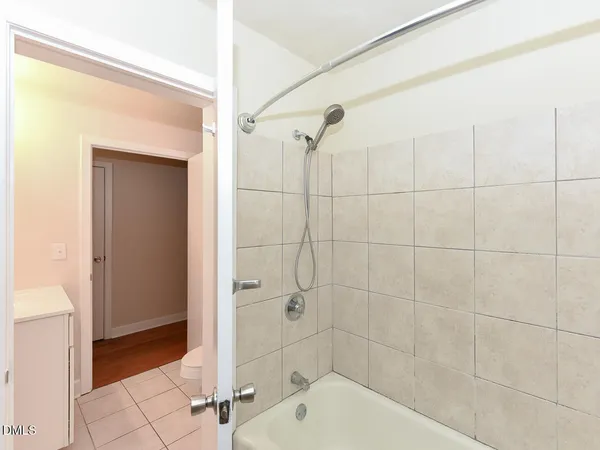 $2,850 | 4916 Western Boulevard, Raleigh, NC 27606