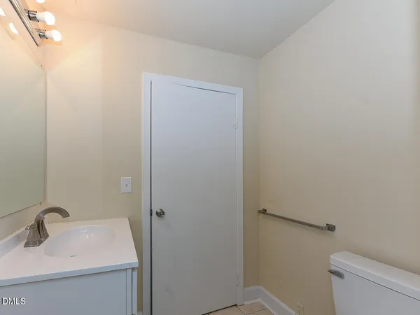 $2,850 | 4916 Western Boulevard, Raleigh, NC 27606