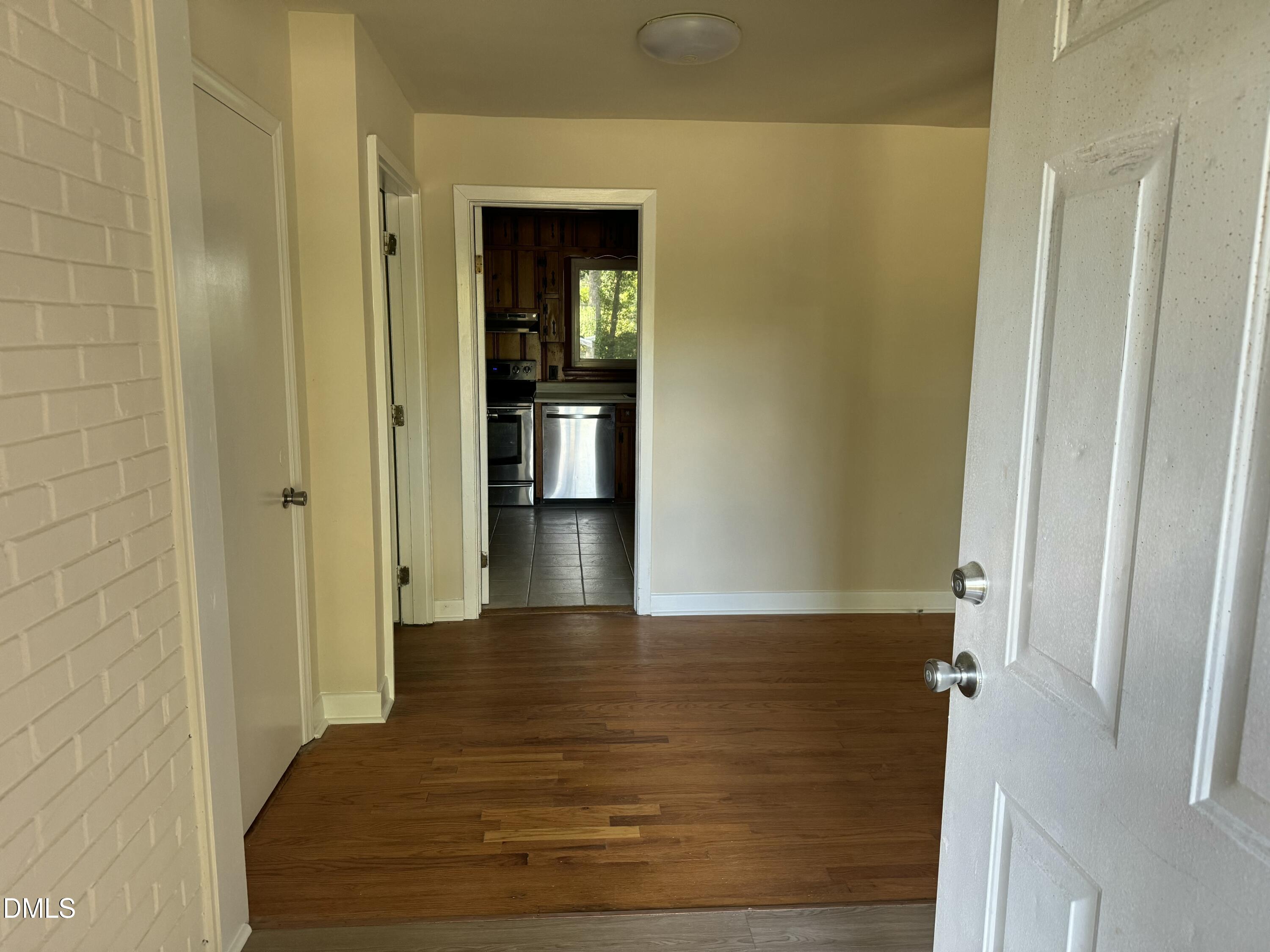 4916 Western Boulevard Raleigh, NC 27606 - Photo 6 of 23 IMG_0129