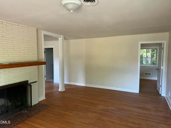 $2,850 | 4916 Western Boulevard, Raleigh, NC 27606