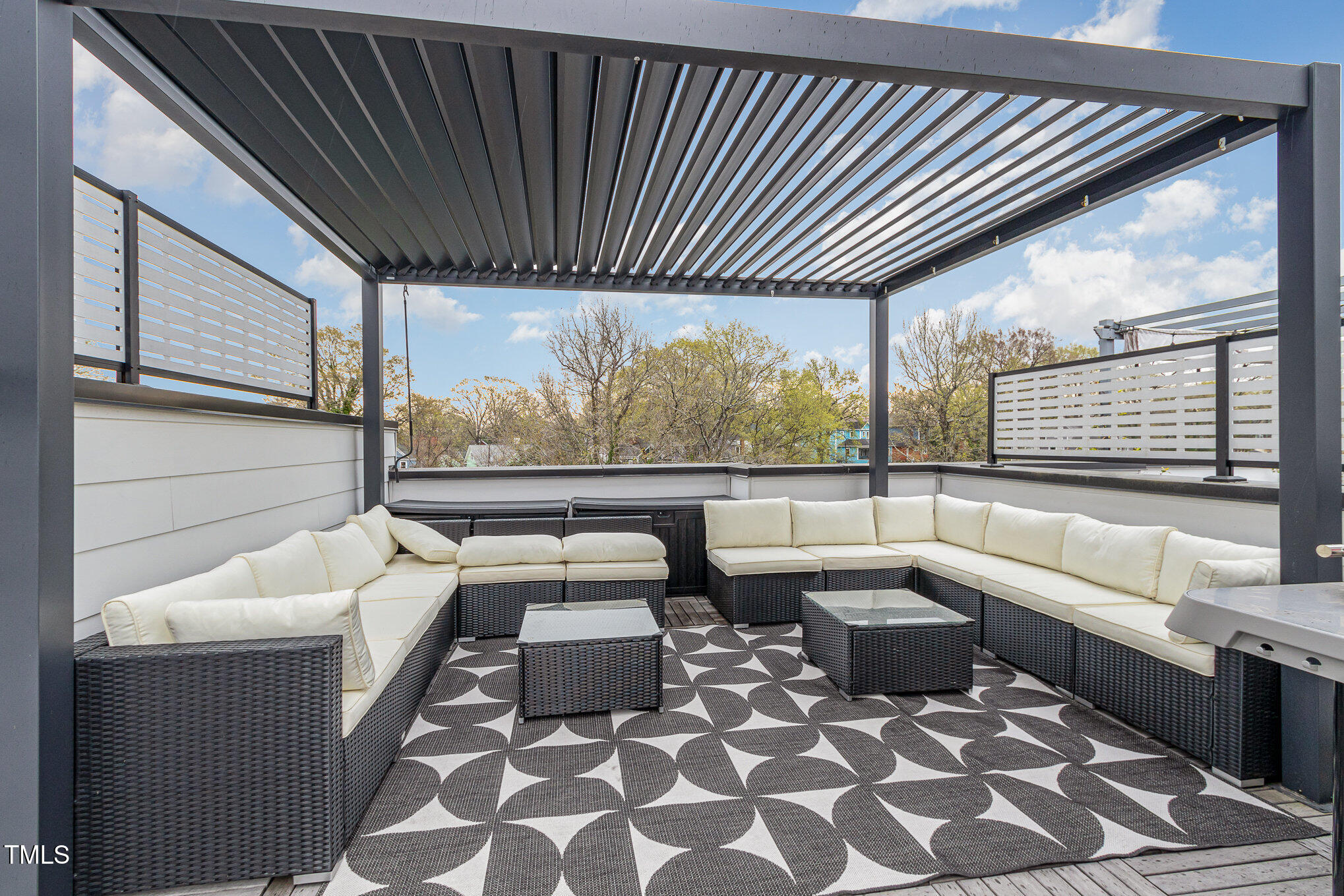 607 North Queen Street Durham, NC 27701 - Photo 23 of 35 a living room with furniture