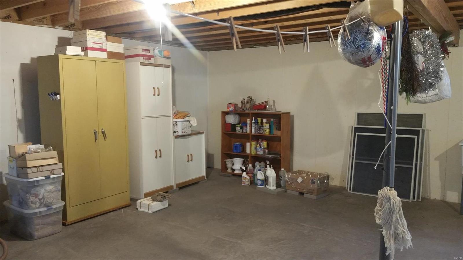 17 Ridge Drive Litchfield, IL 62056 - Photo 19 of 27 Gallery Image 19