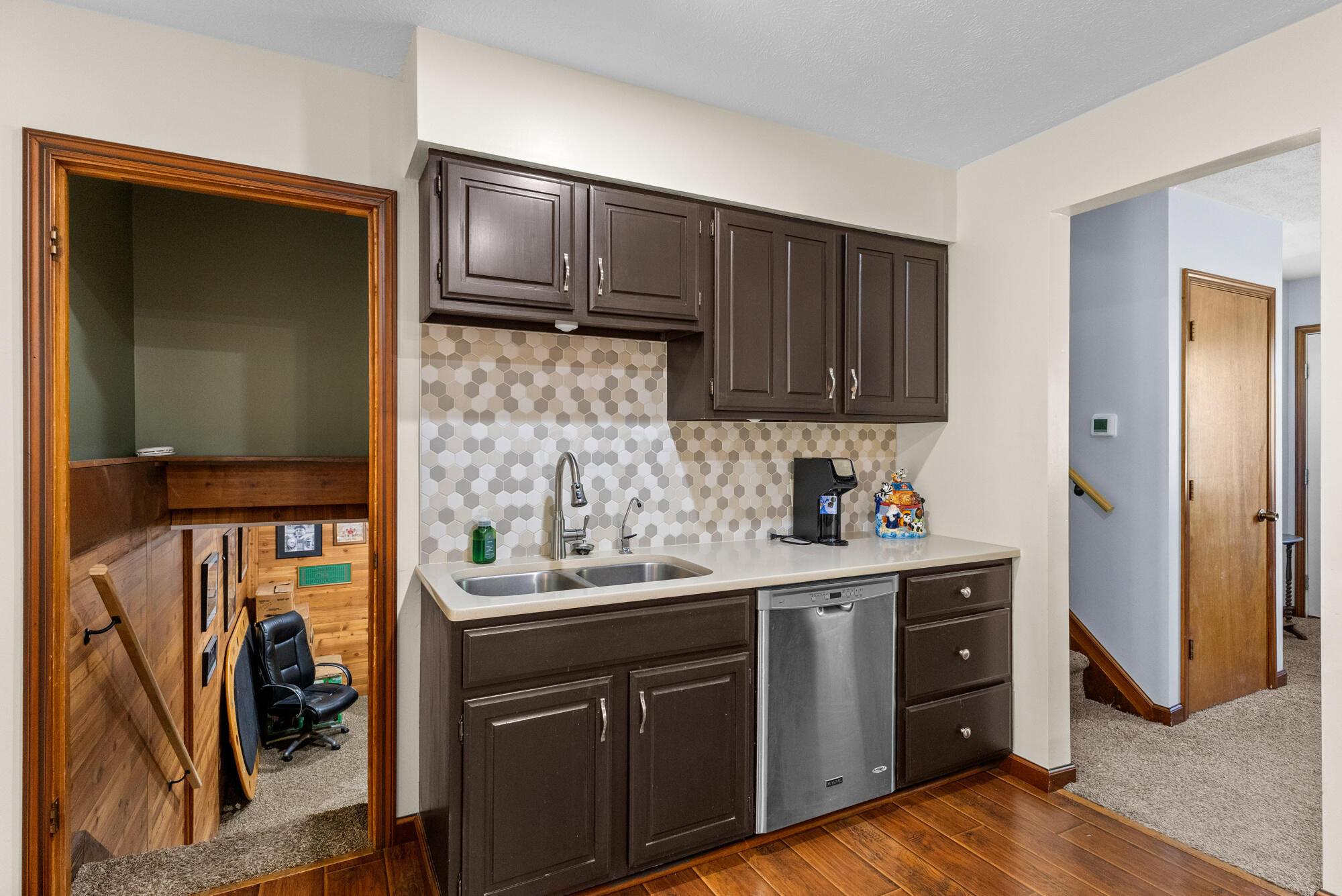 5154 Carnes Road Carroll, OH 43112 - Photo 13 of 43 13_13 - Copy