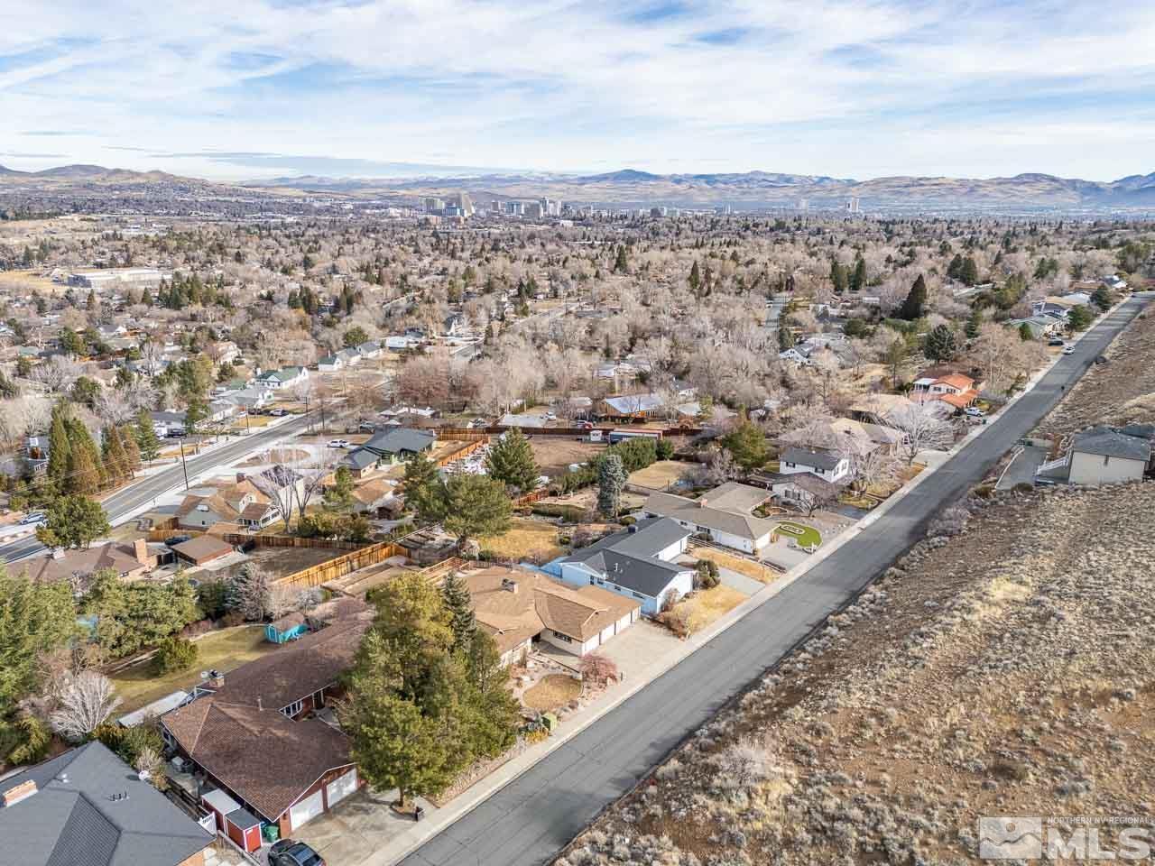 3075 Heatheridge Lane Reno, NV 89509 - Photo 32 of 38 Photo 32