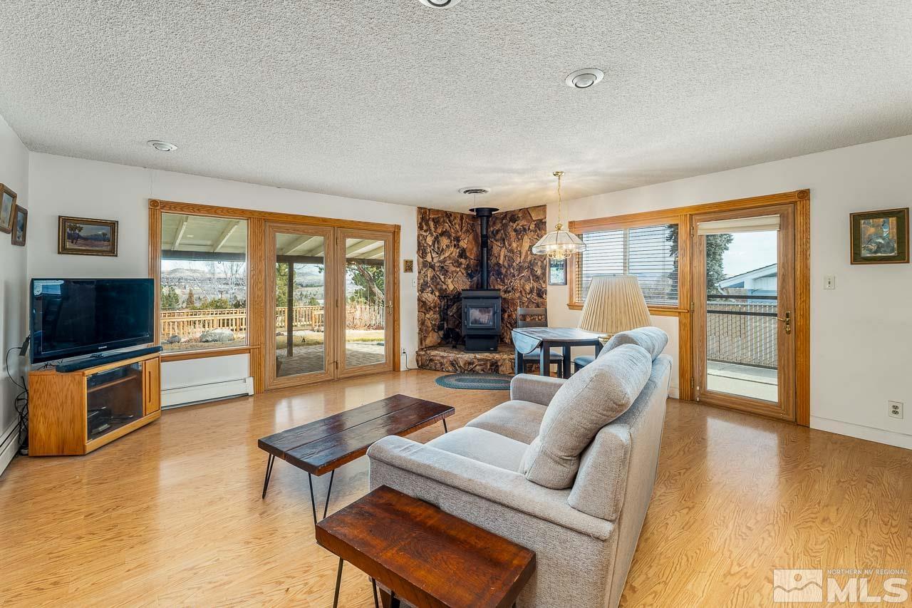 3075 Heatheridge Lane Reno, NV 89509 - Photo 6 of 38 Photo 6