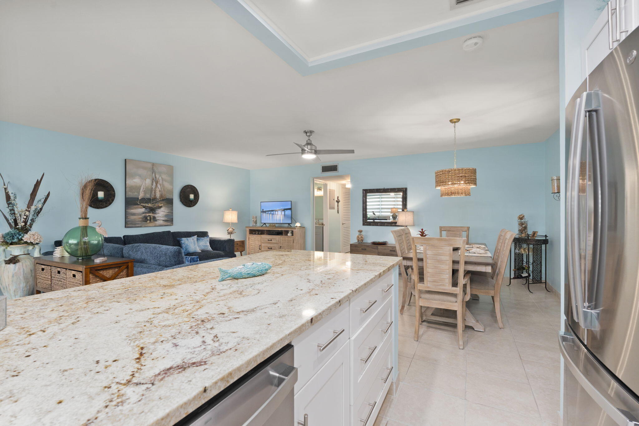 1177 South Drive Circle, Unit B Delray Beach, FL 33445 - Photo 11 of 41 KITCHEN