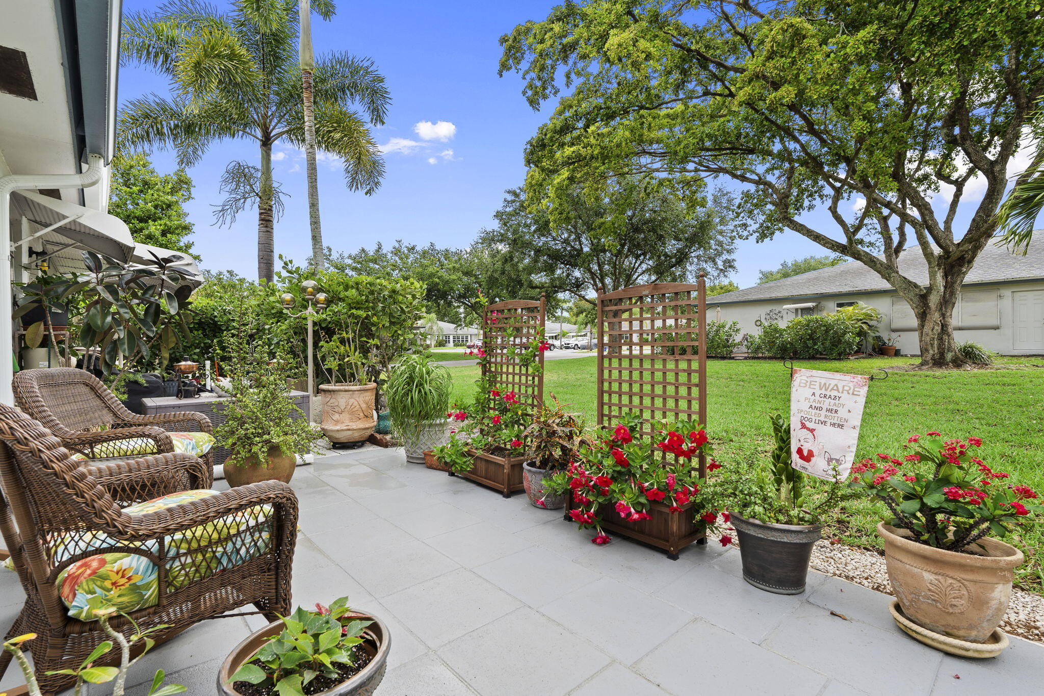 1177 South Drive Circle, Unit B Delray Beach, FL 33445 - Photo 26 of 41 BACK PATIO