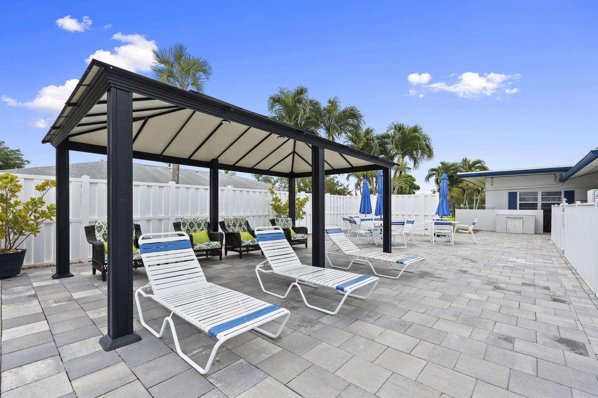 1177 South Drive Circle, Unit B Delray Beach, FL 33445 - Photo 32 of 41 CABANA