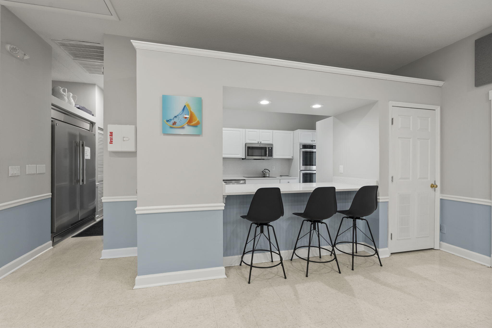 1177 South Drive Circle, Unit B Delray Beach, FL 33445 - Photo 36 of 41 CLUBHOUSE KITCHEN