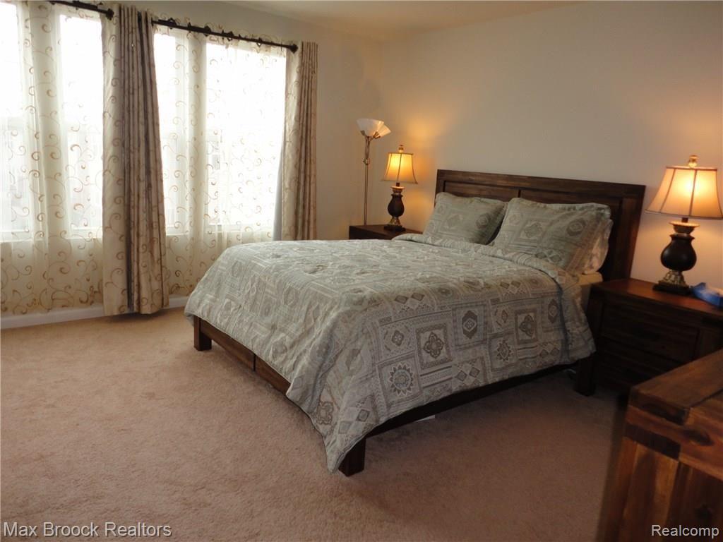 326 Glenhurst Boulevard, Unit 27 Rochester, MI 48307 - Photo 17 of 29