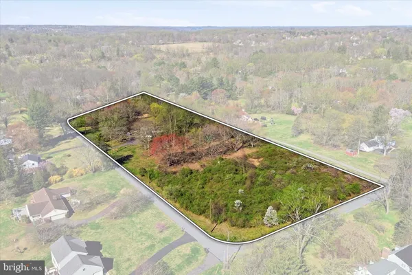 $1,000,000 | 1275 Orchard Lane, Glen Mills, PA 19342