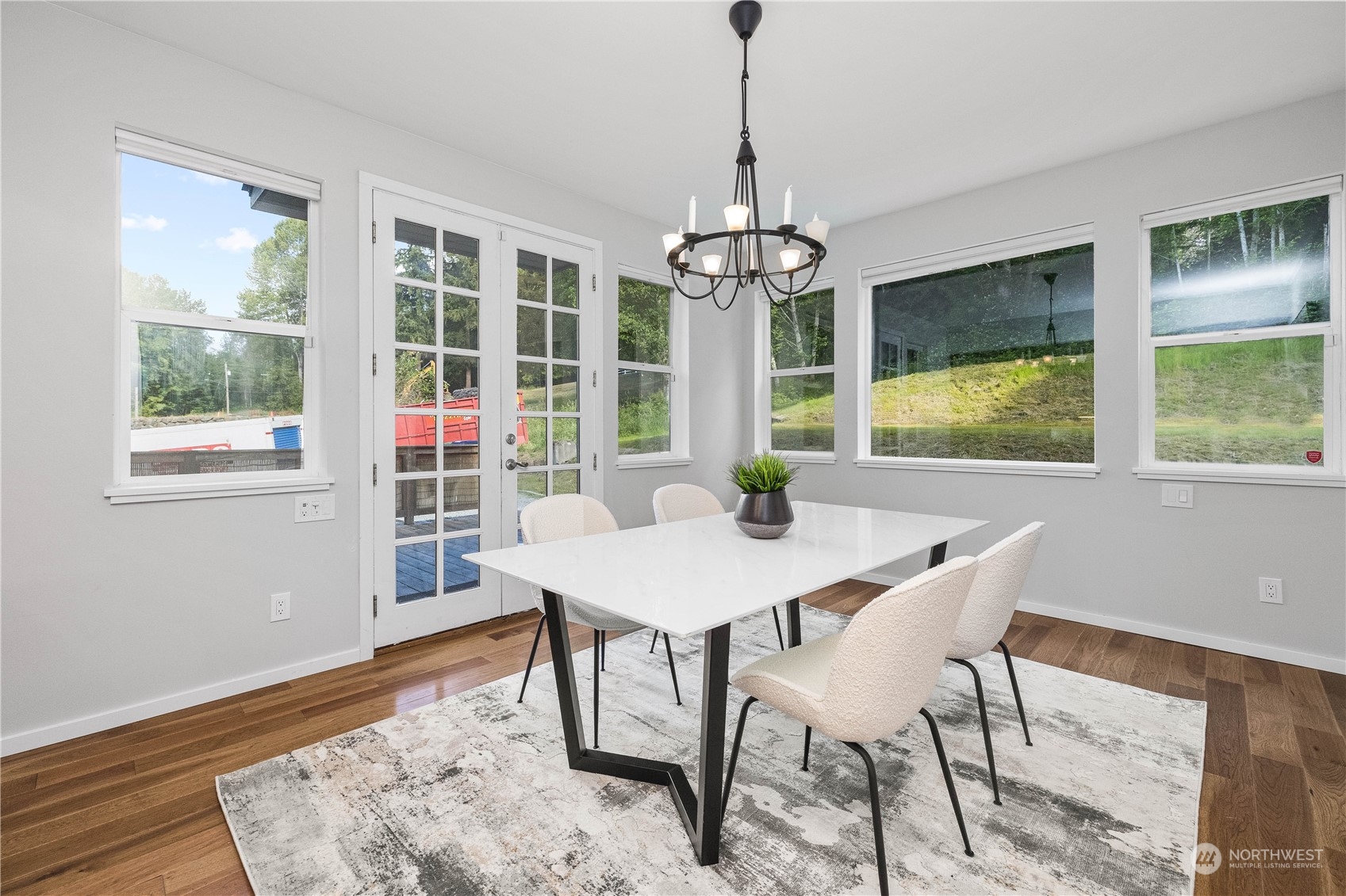 11011 Bunk Foss Road Snohomish, WA 98290 - Photo 10 of 40 Gallery Image 10