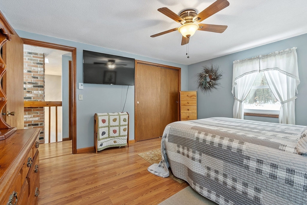 54 Stillwater Road, Unit B Deerfield, MA 01373 - Photo 35 of 40 Gallery Image 35