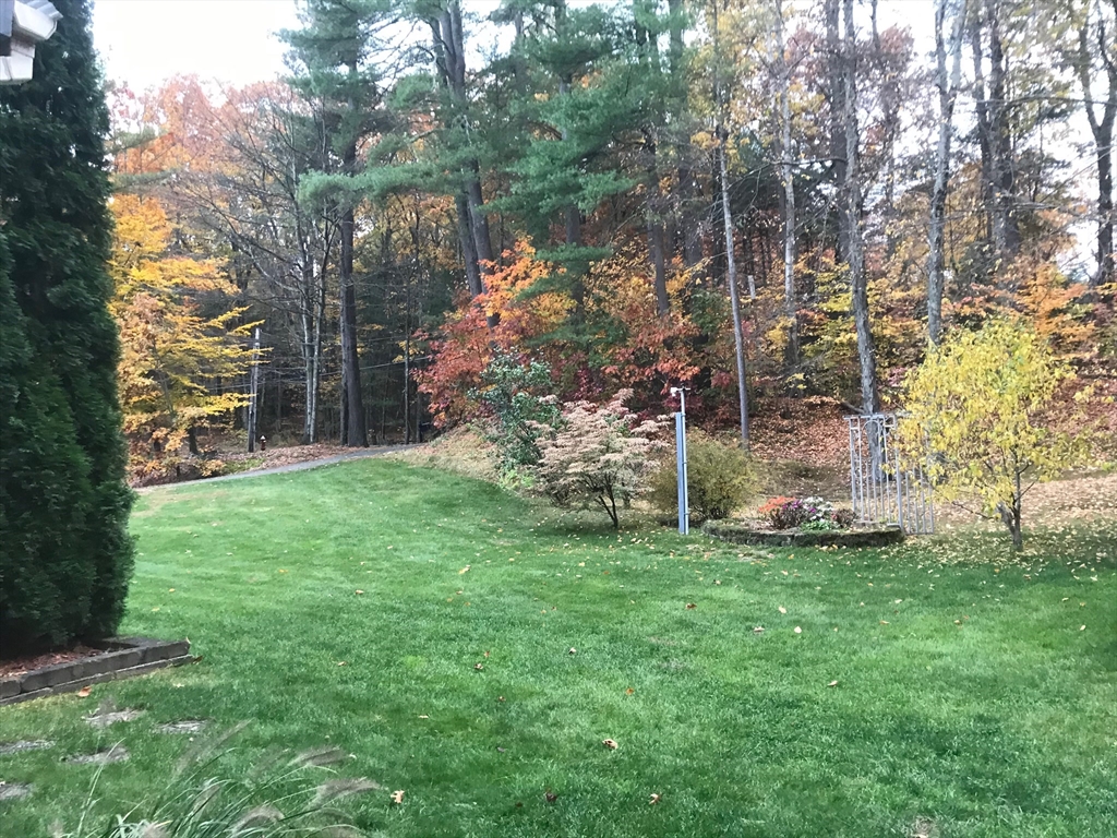 54 Stillwater Road, Unit B Deerfield, MA 01373 - Photo 38 of 40 Gallery Image 38