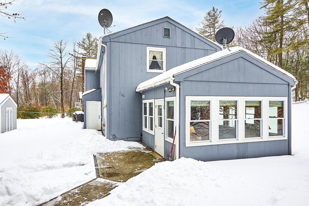 54 Stillwater Road, Unit B Deerfield, MA 01373 - Photo 7 of 40 Gallery Image 7
