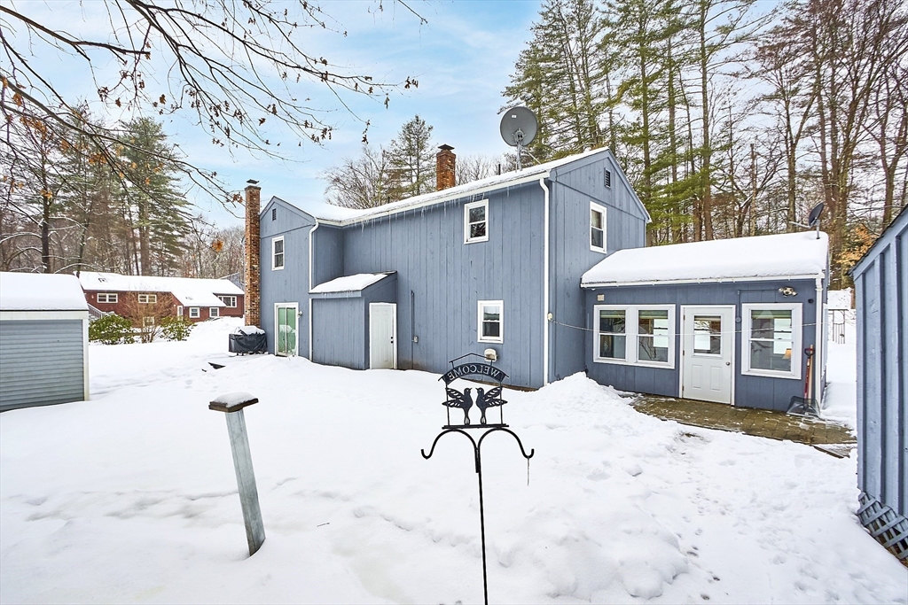 54 Stillwater Road, Unit B Deerfield, MA 01373 - Photo 9 of 40 Gallery Image 9