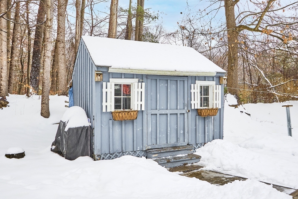 54 Stillwater Road, Unit B Deerfield, MA 01373 - Photo 10 of 40 Gallery Image 10
