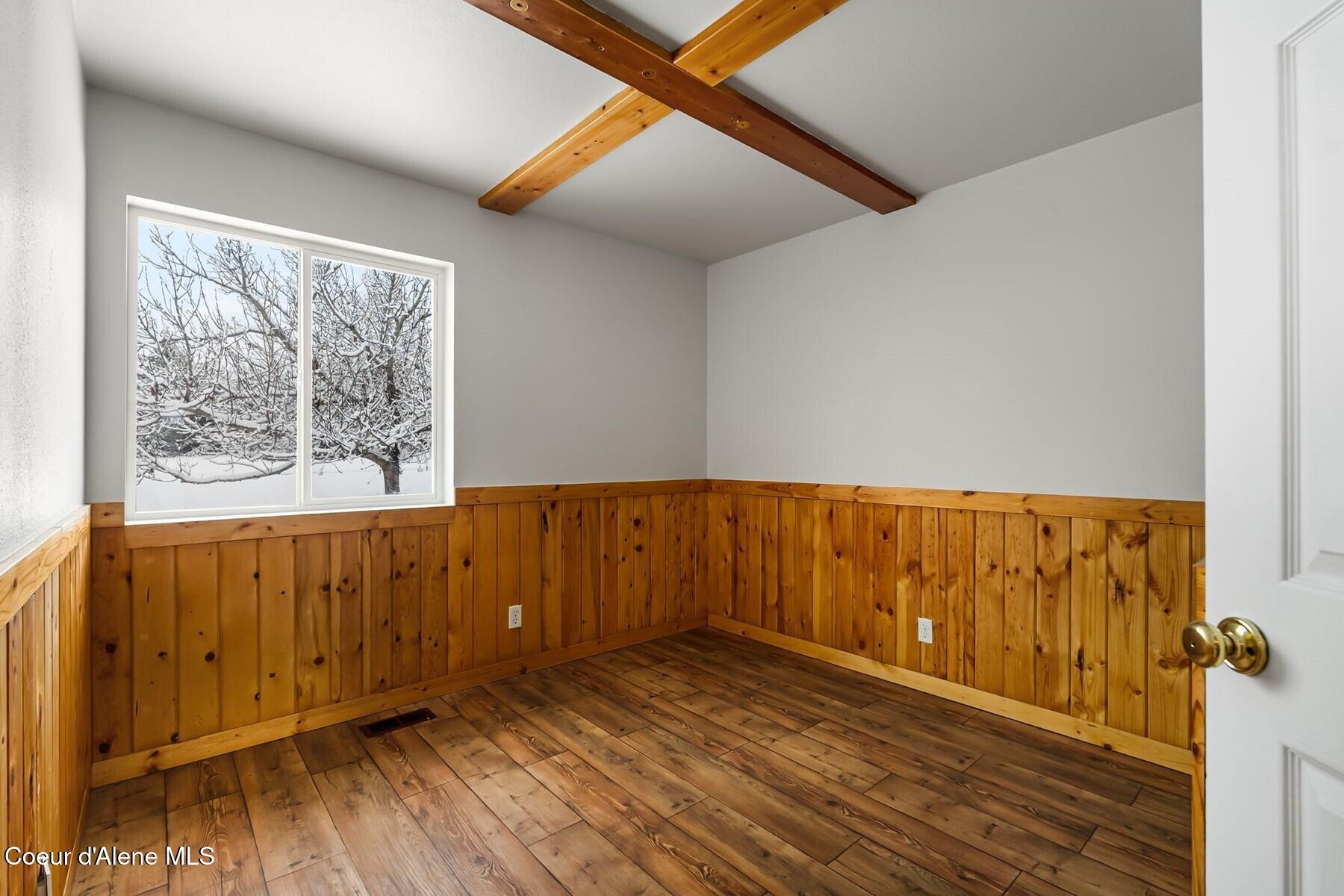 44 Campbell Loop Laclede, ID 83841 - Photo 15 of 43 Bedroom #2