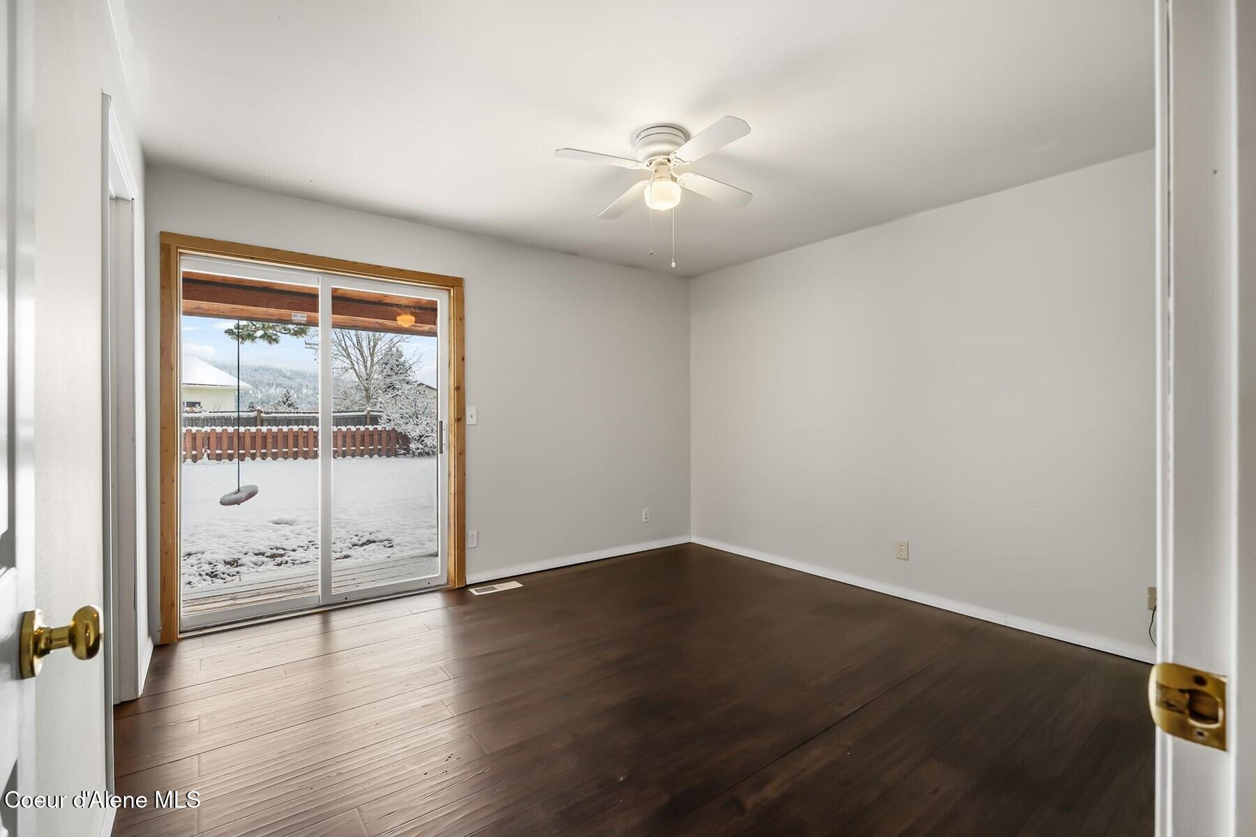 44 Campbell Loop Laclede, ID 83841 - Photo 16 of 43 Master Suite