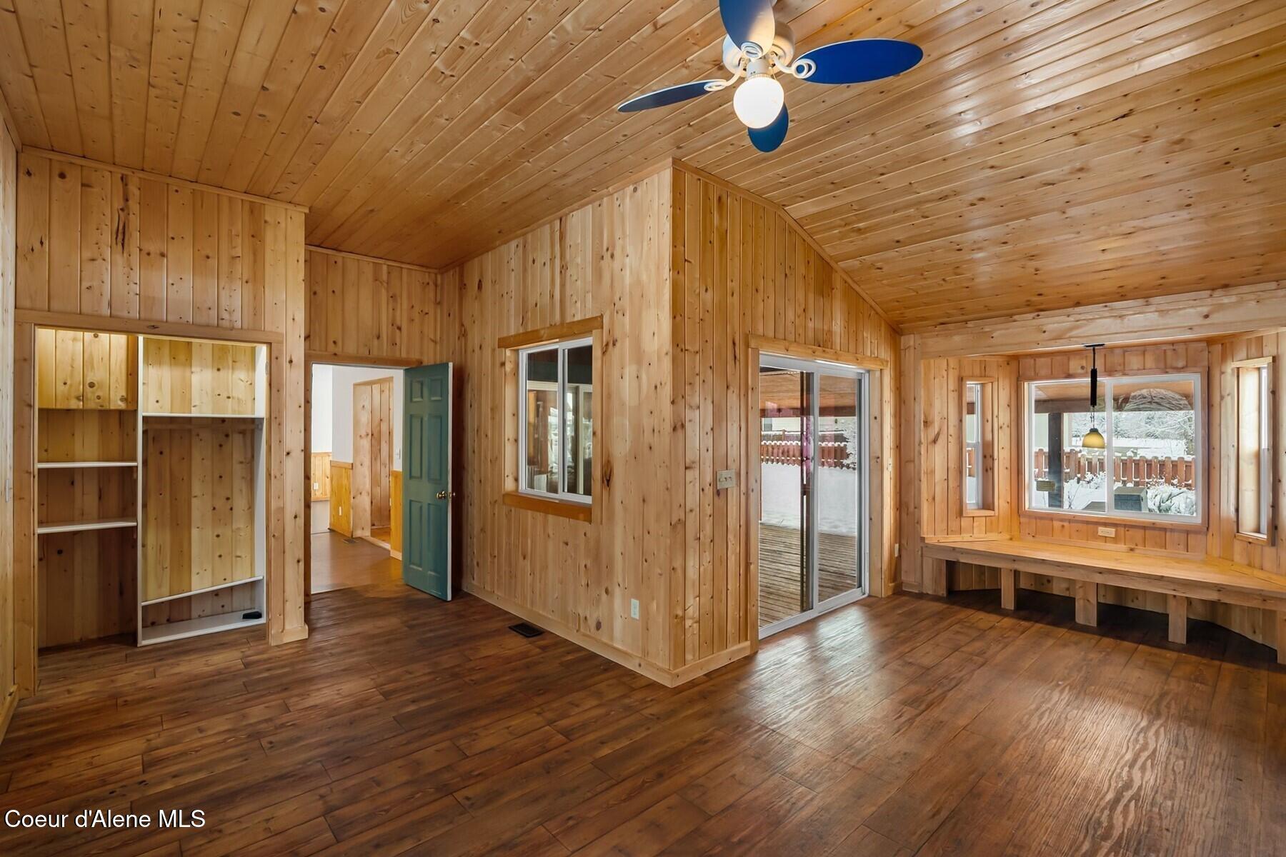 44 Campbell Loop Laclede, ID 83841 - Photo 19 of 43 4th Bedroom Flex room