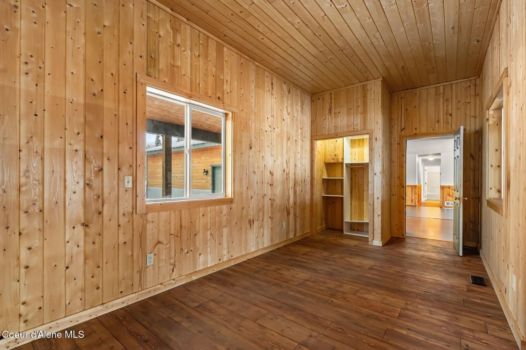 44 Campbell Loop Laclede, ID 83841 - Photo 20 of 43 4th Bedroom Flex room