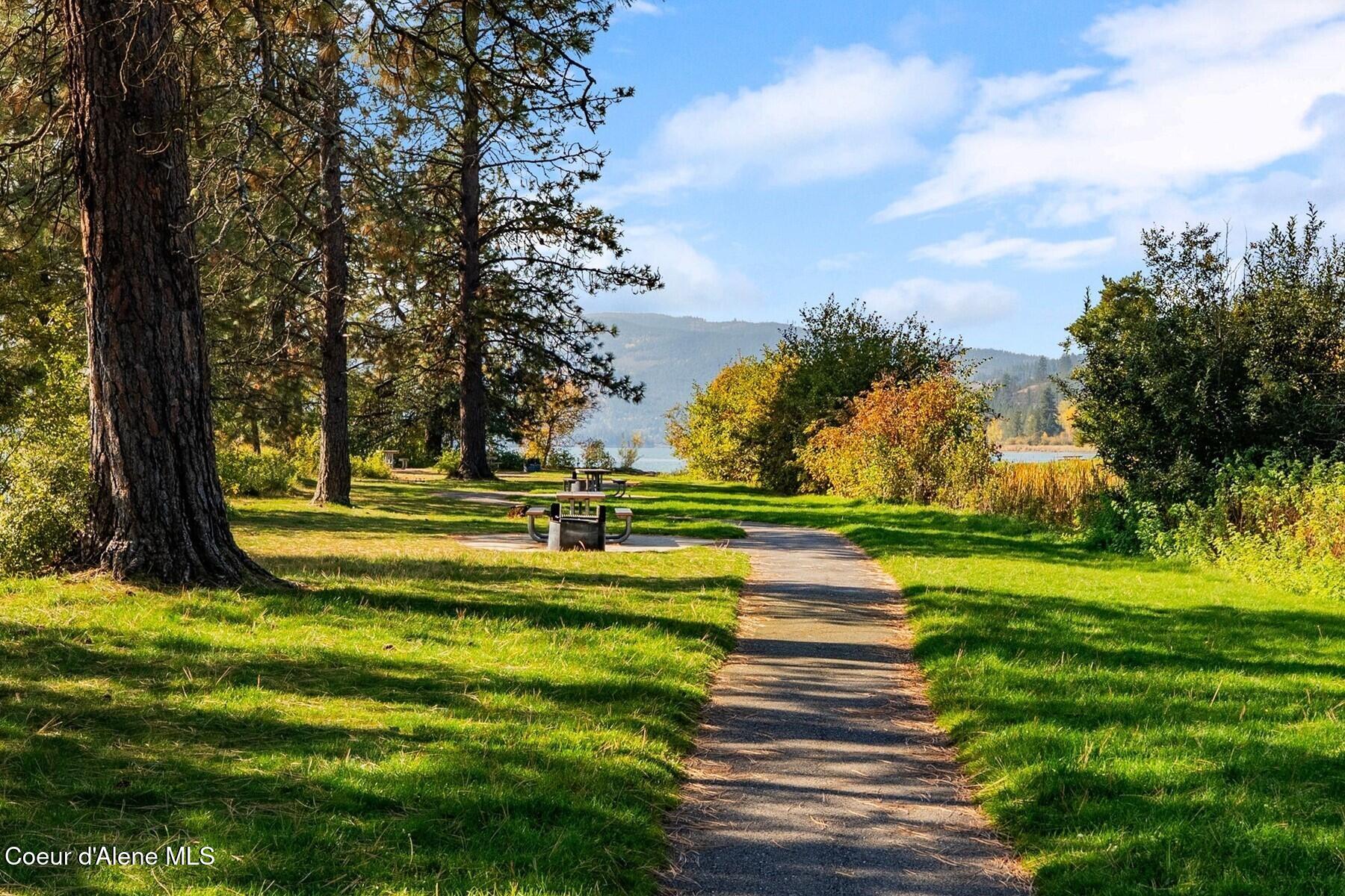 44 Campbell Loop Laclede, ID 83841 - Photo 35 of 43 .
