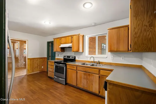 $449,000 | 44 Campbell Loop, Laclede, ID 83841