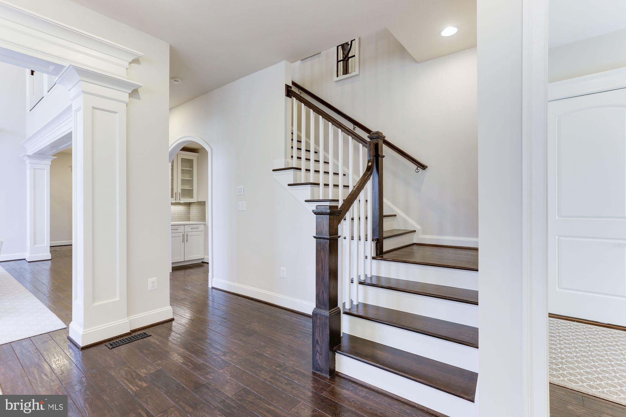 7300 Bull Run Post Office Road Centreville, VA 20121 - Photo 21 of 50 Second staircase