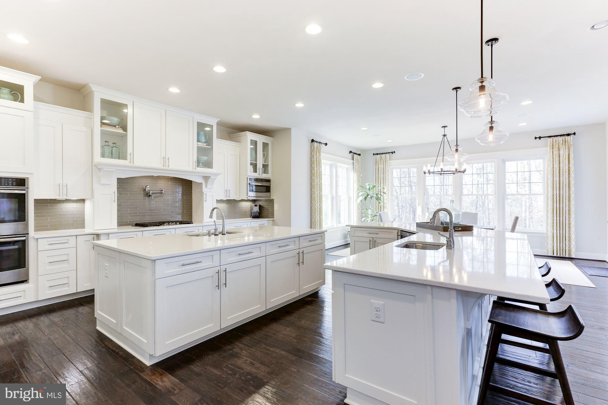 7300 Bull Run Post Office Road Centreville, VA 20121 - Photo 6 of 50 Two islands