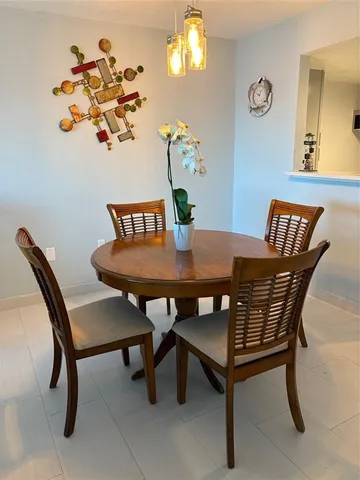 $359,900 | 464 North Paula Drive, Unit 116, Dunedin, FL 34698