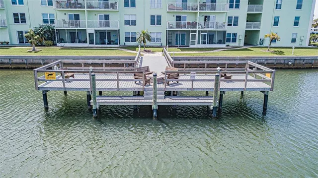 $359,900 | 464 North Paula Drive, Unit 116, Dunedin, FL 34698