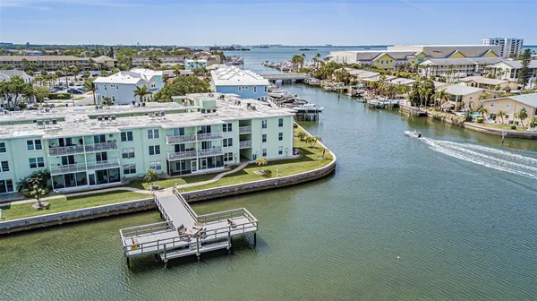 $339,900 | 464 North Paula Drive, Unit 116, Dunedin, FL 34698