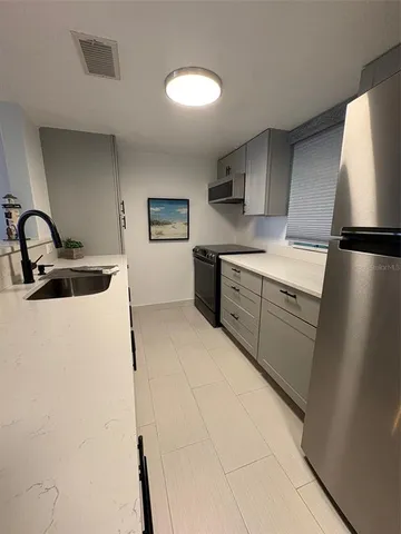 $359,900 | 464 North Paula Drive, Unit 116, Dunedin, FL 34698